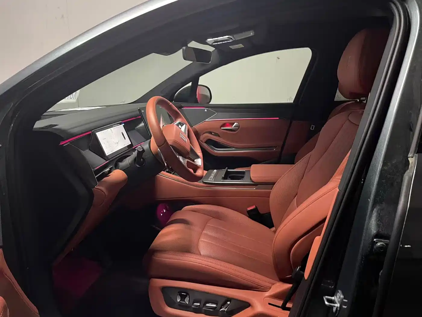 BYD Tang L 2025 DM 175KM Drone Player Edition фото 7