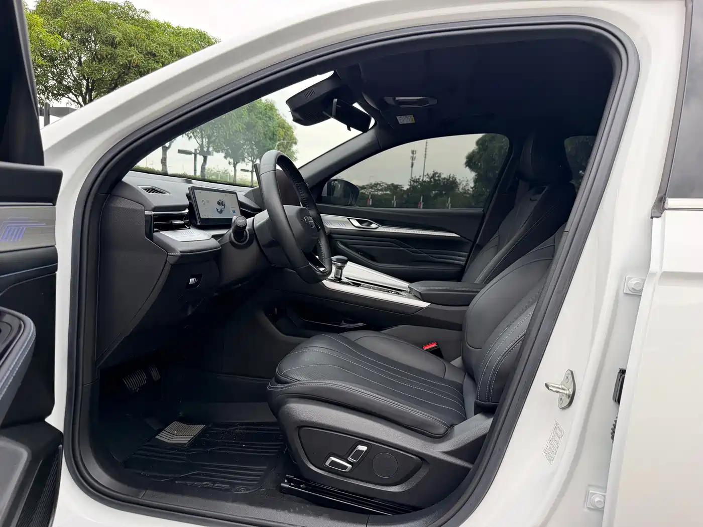 GEELY XINGRUI