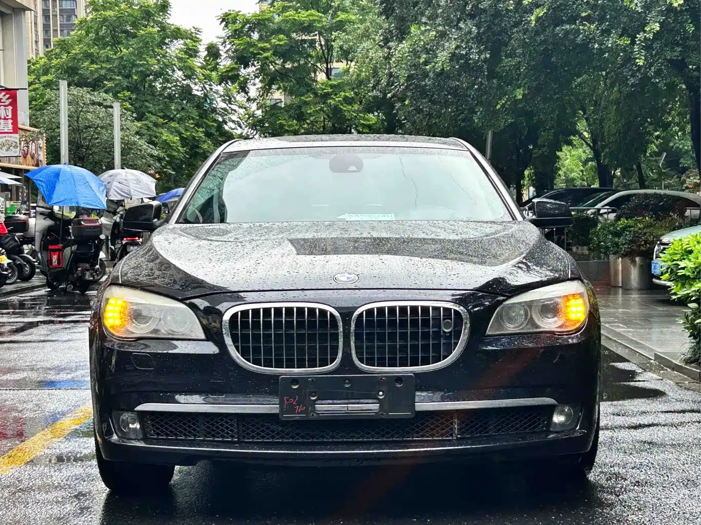 Фото 2 - BMW 7 Series