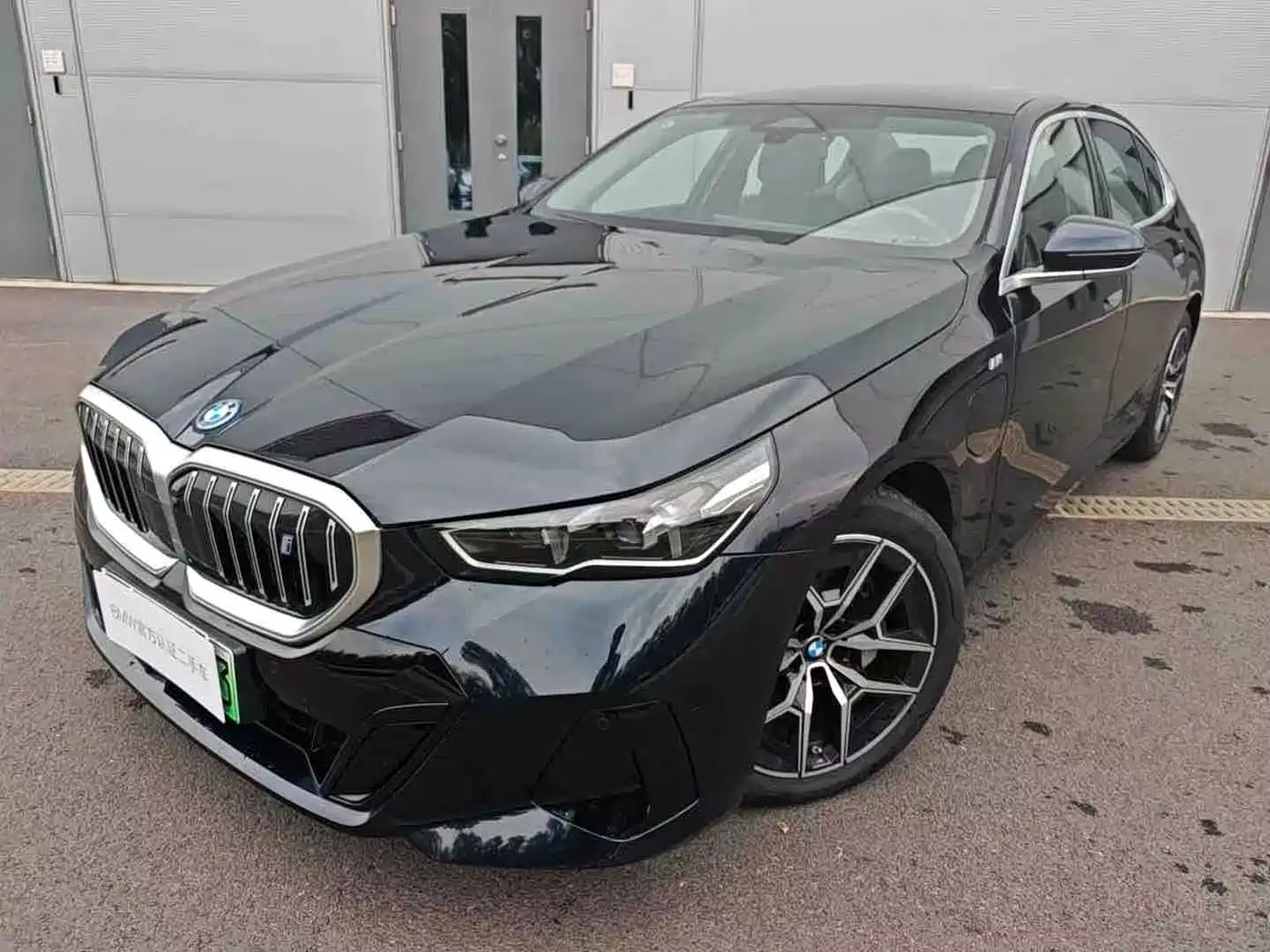 2026 BMW i5
