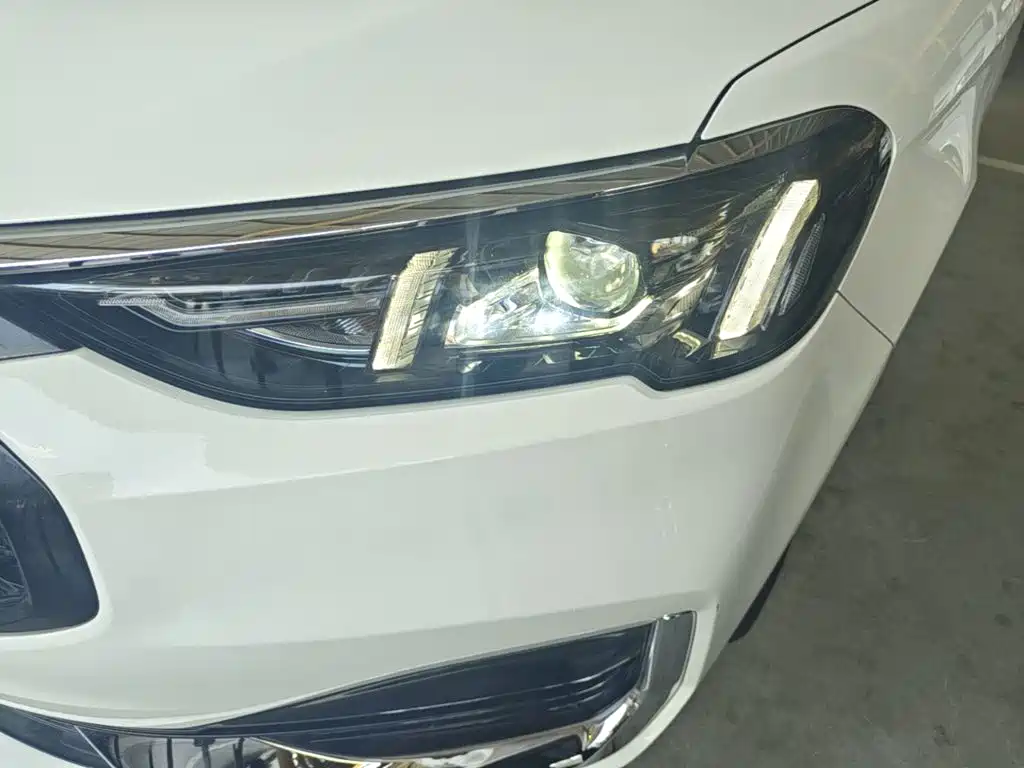 Ford Escort 2022 2021 1.5L Automatic Diamond Edition