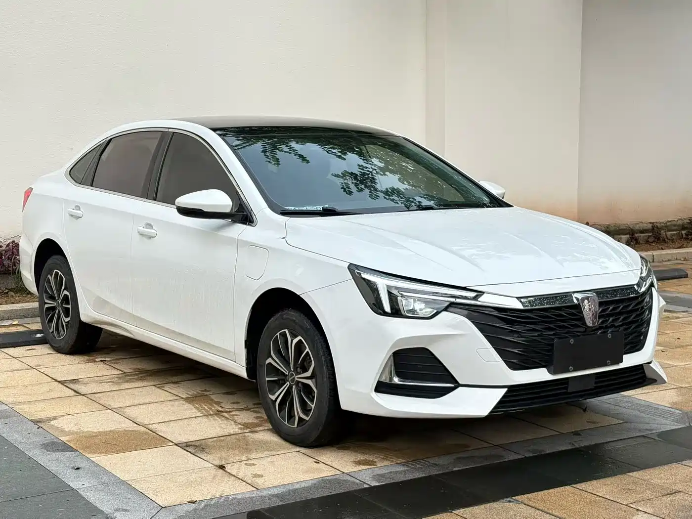 2023 Roewe i6 MAX EV
