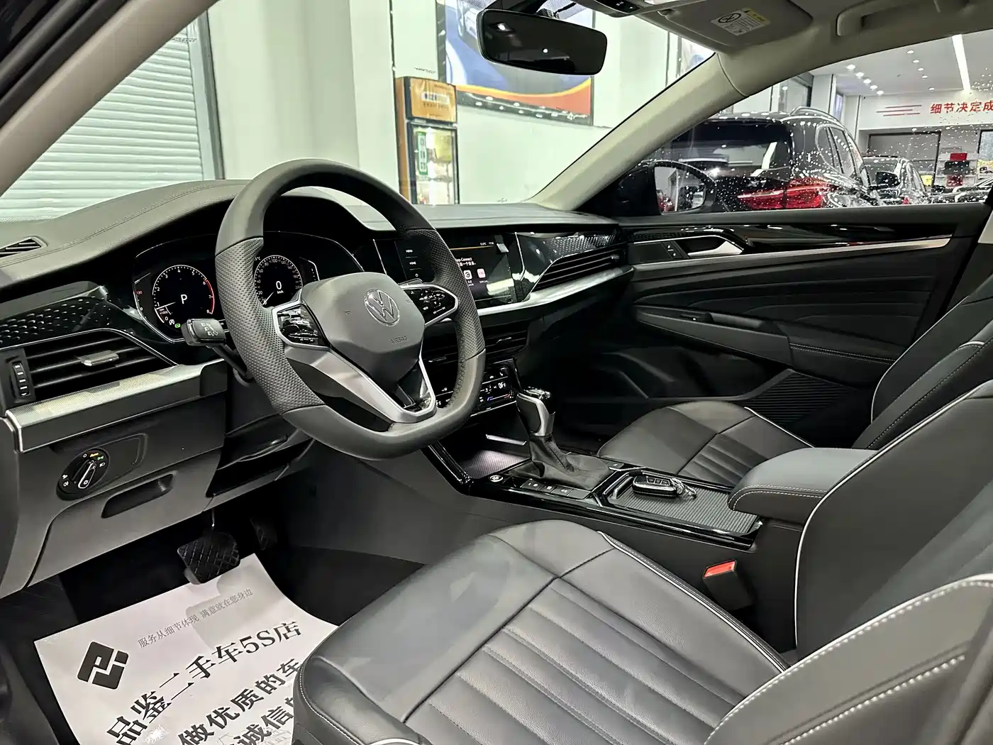 Volkswagen Passat 2023 330TSI Elite Edition фото 8