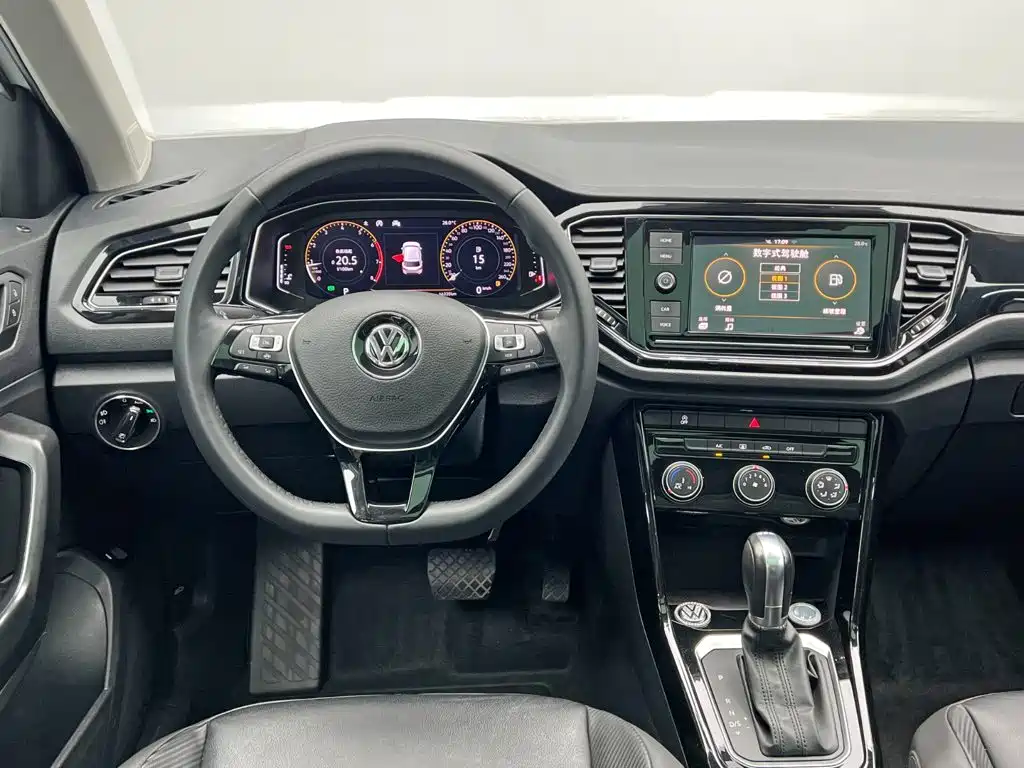 Photo 18 - Volkswagen T-ROC