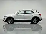 Photo 3 - Volkswagen T-ROC