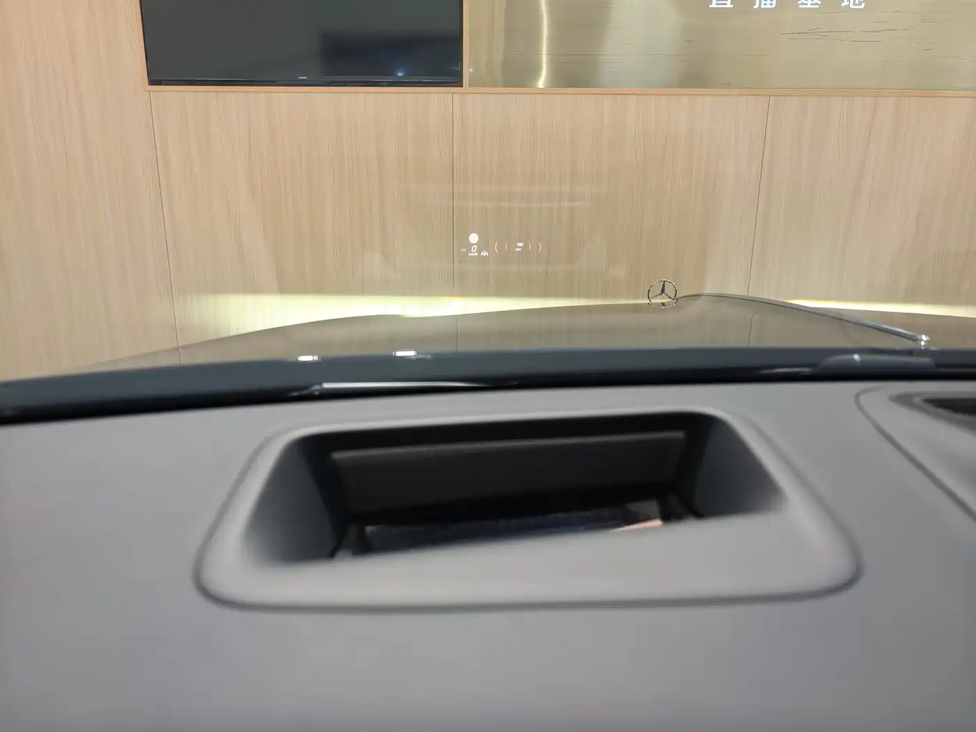 Mercedes-Benz Maybach S-Class 2025 Model S 480 4MATIC фото 9