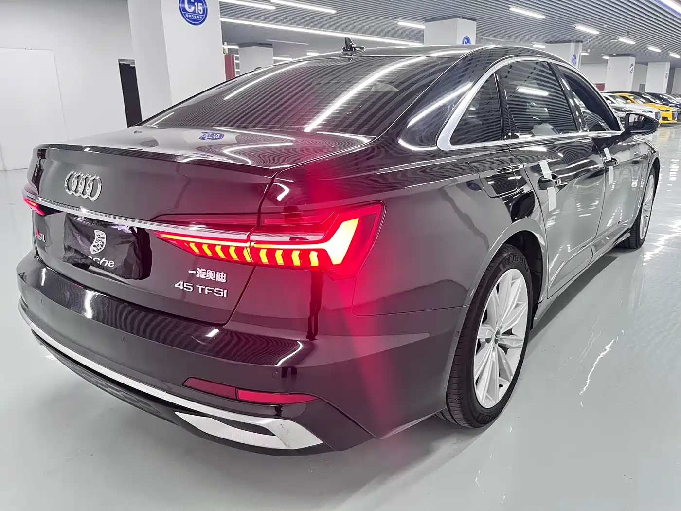 Audi A6L 2023 45 TFSI quattro Premium Dynamic фото 17