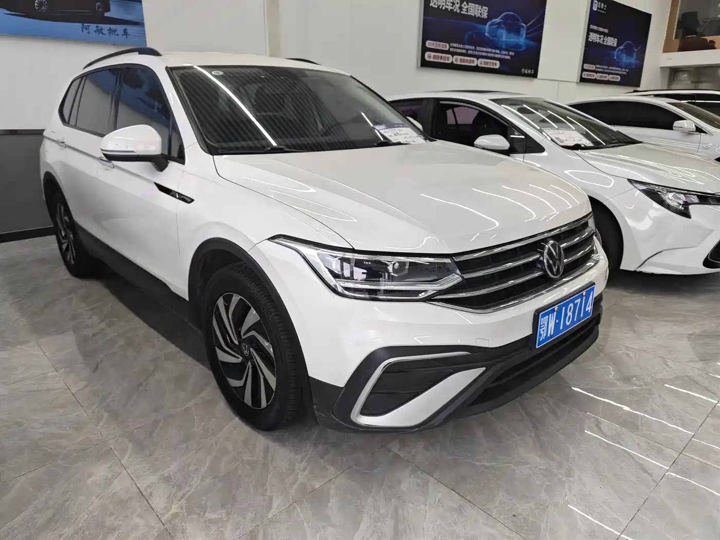 Volkswagen Tiguan L 2022 330TSI Automatic 2WD Comfort Edition фото 3