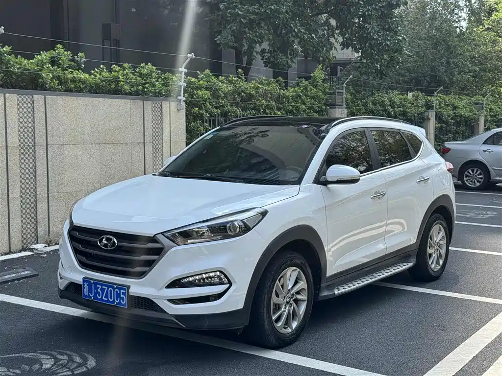 Hyundai Tucson 2015 1.6T Dual Clutch 2WD Smart