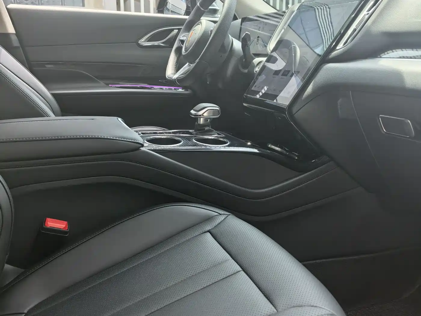 Hongqi HS3 PHEV 2024 PHEV 115km Power Edition фото 6