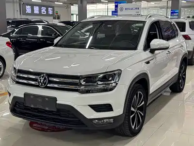 Volkswagen Tharu