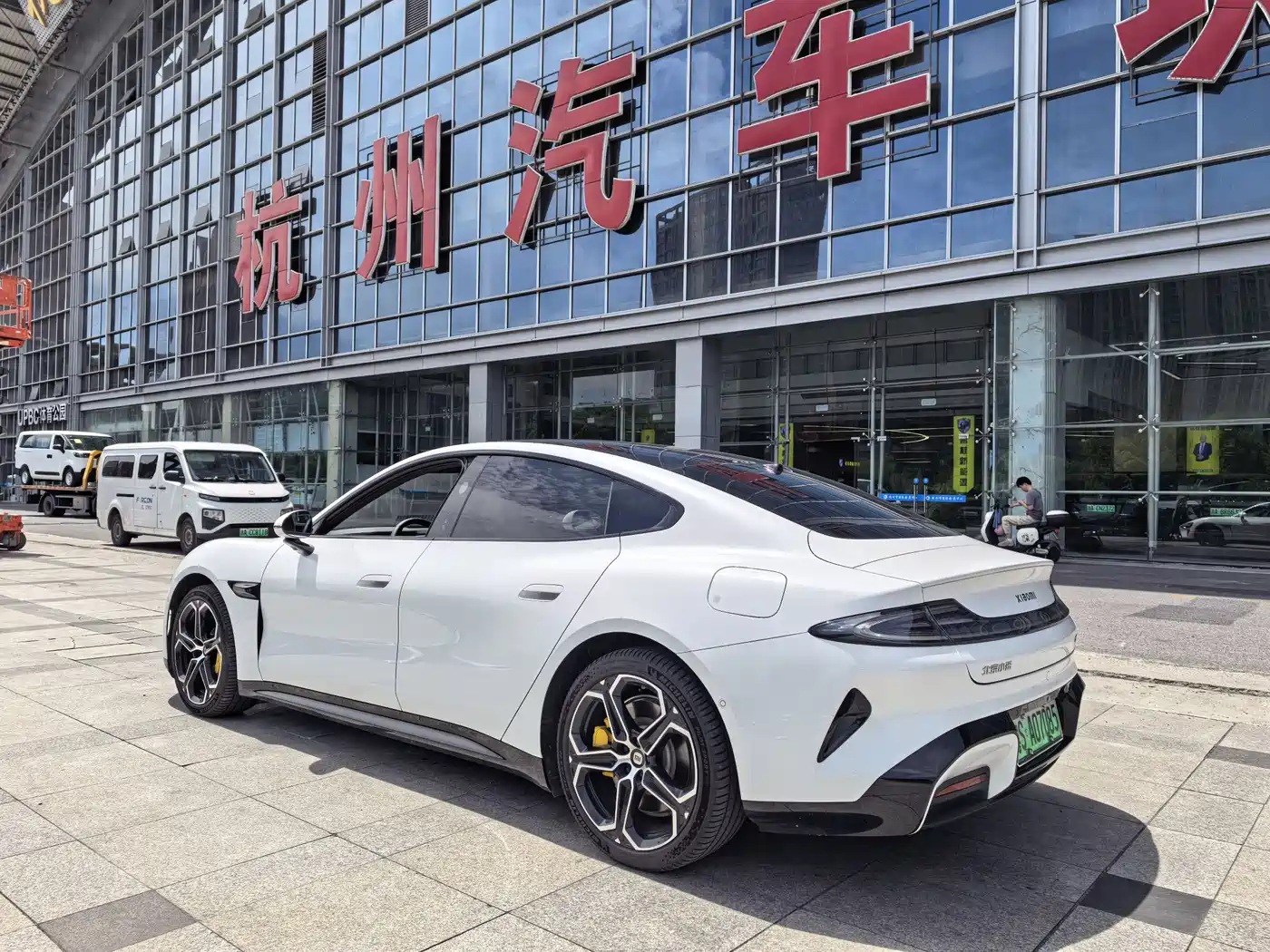 Xiaomi Auto Xiaomi SU7 2024 RWD Long Range Intelligent Driving Edition фото 9