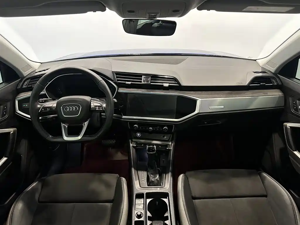 Фото 7 - Audi Q3