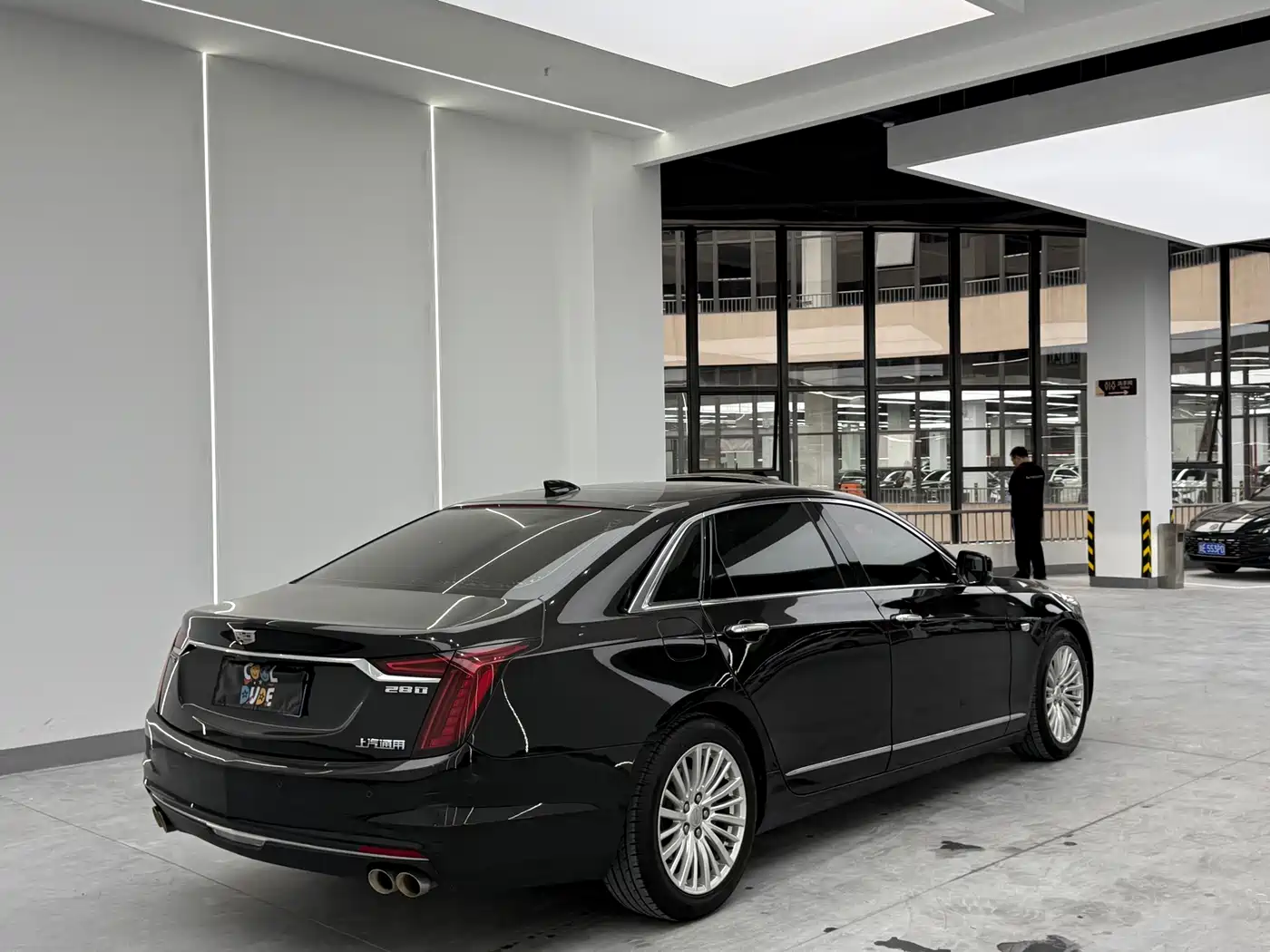 CADILLAC CT6