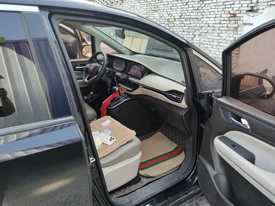 GAC Trumpchi Trumpchi M6 2019 270T DCT Elite Edition (7-seater) (China VI) фото 8