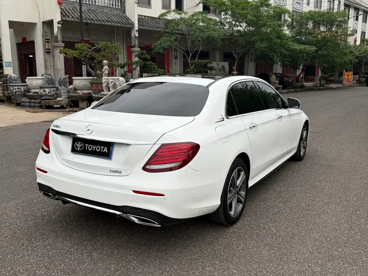 Mercedes-Benz E-Class 2020 Facelift E 260 L Sport фото 4