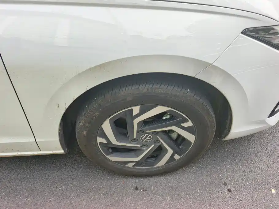 Фото 6 - Volkswagen Lavida