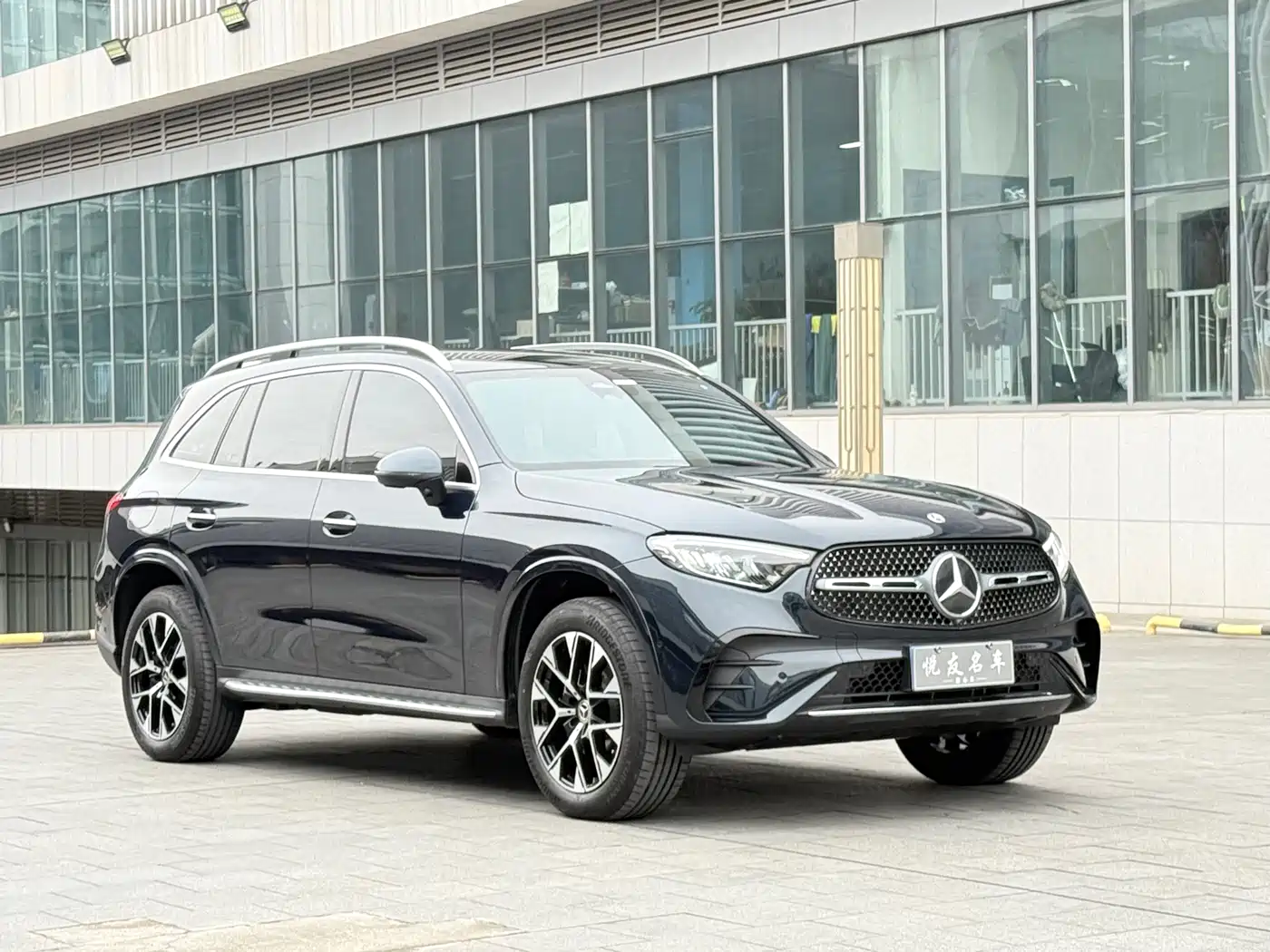 Mercedes-Benz GLC 2024 GLC 260 L 4MATIC Luxury 7-seater фото 3