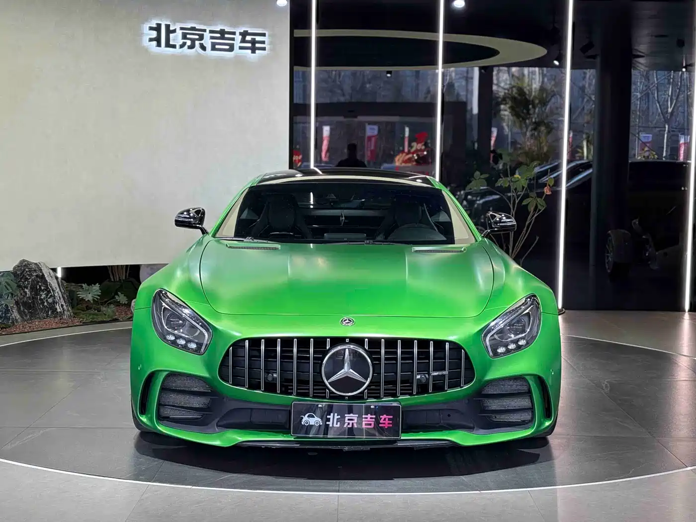 Mercedes-Benz AMG GT 2017 AMG GT R фото 2