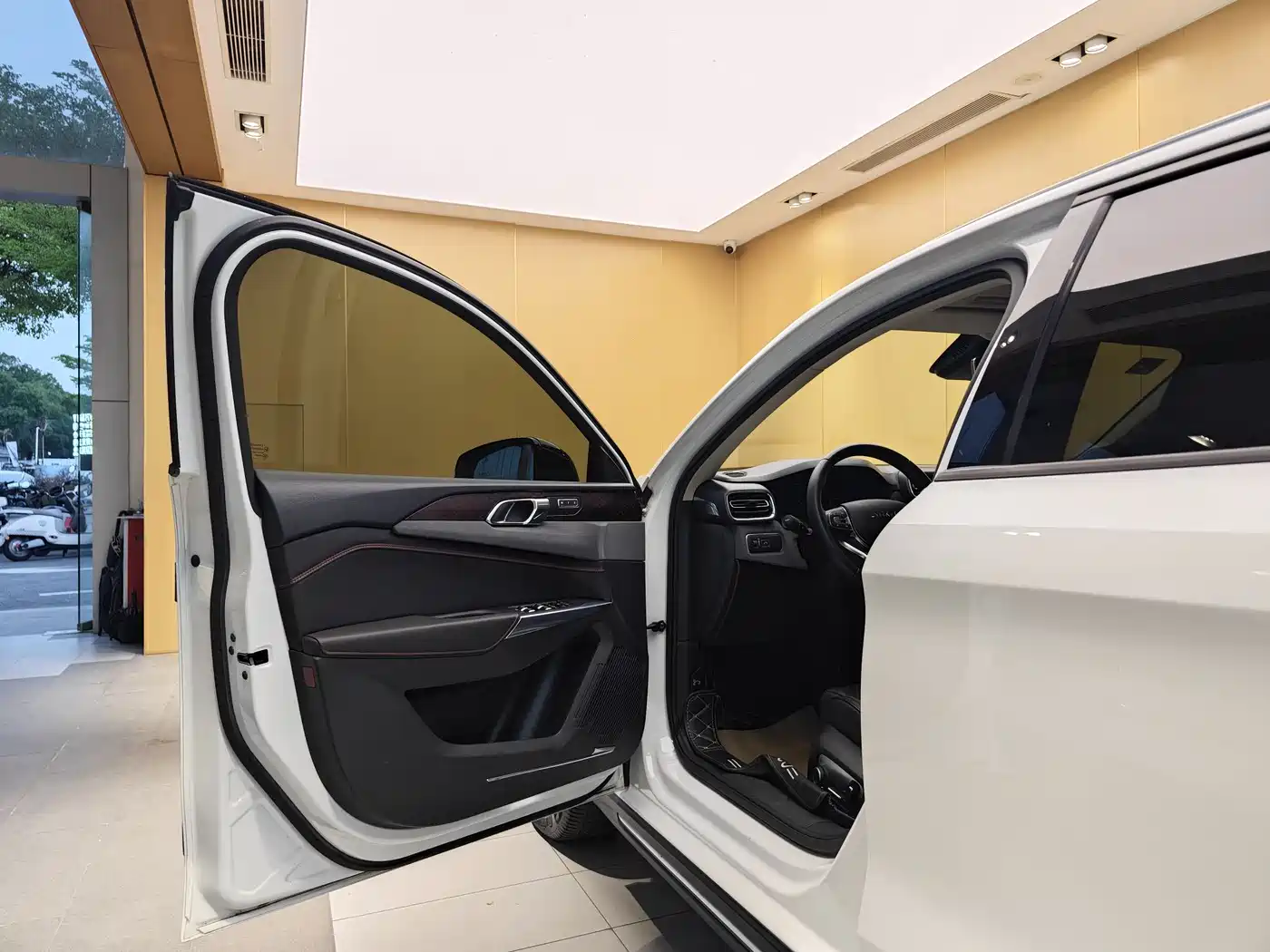 Lynk & Co 02 2019 High Energy Edition 2.0T Automatic 2WD Power Pro China VI фото 7