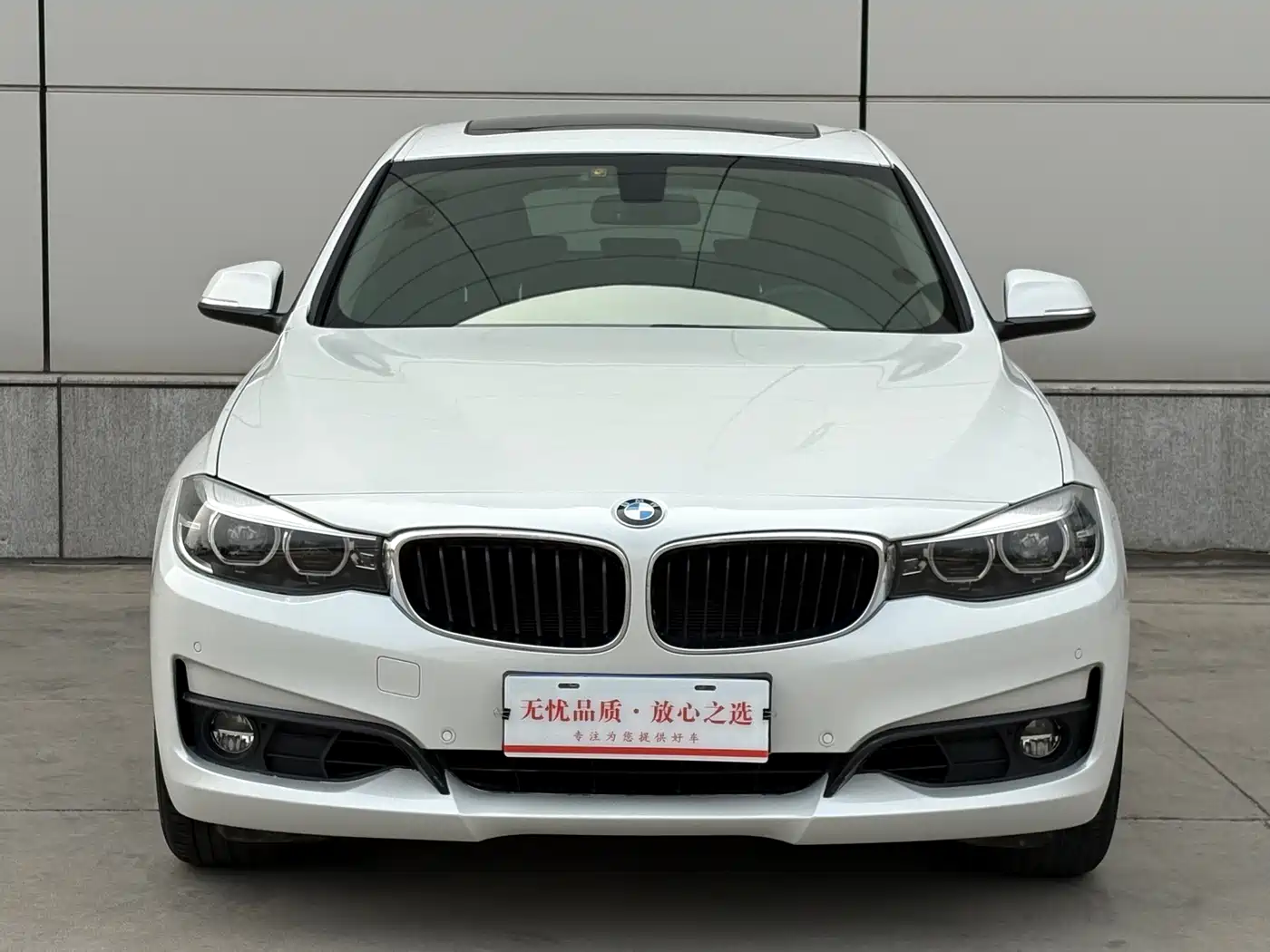 BMW 3 Series GT 2018 320i Fashion фото 2