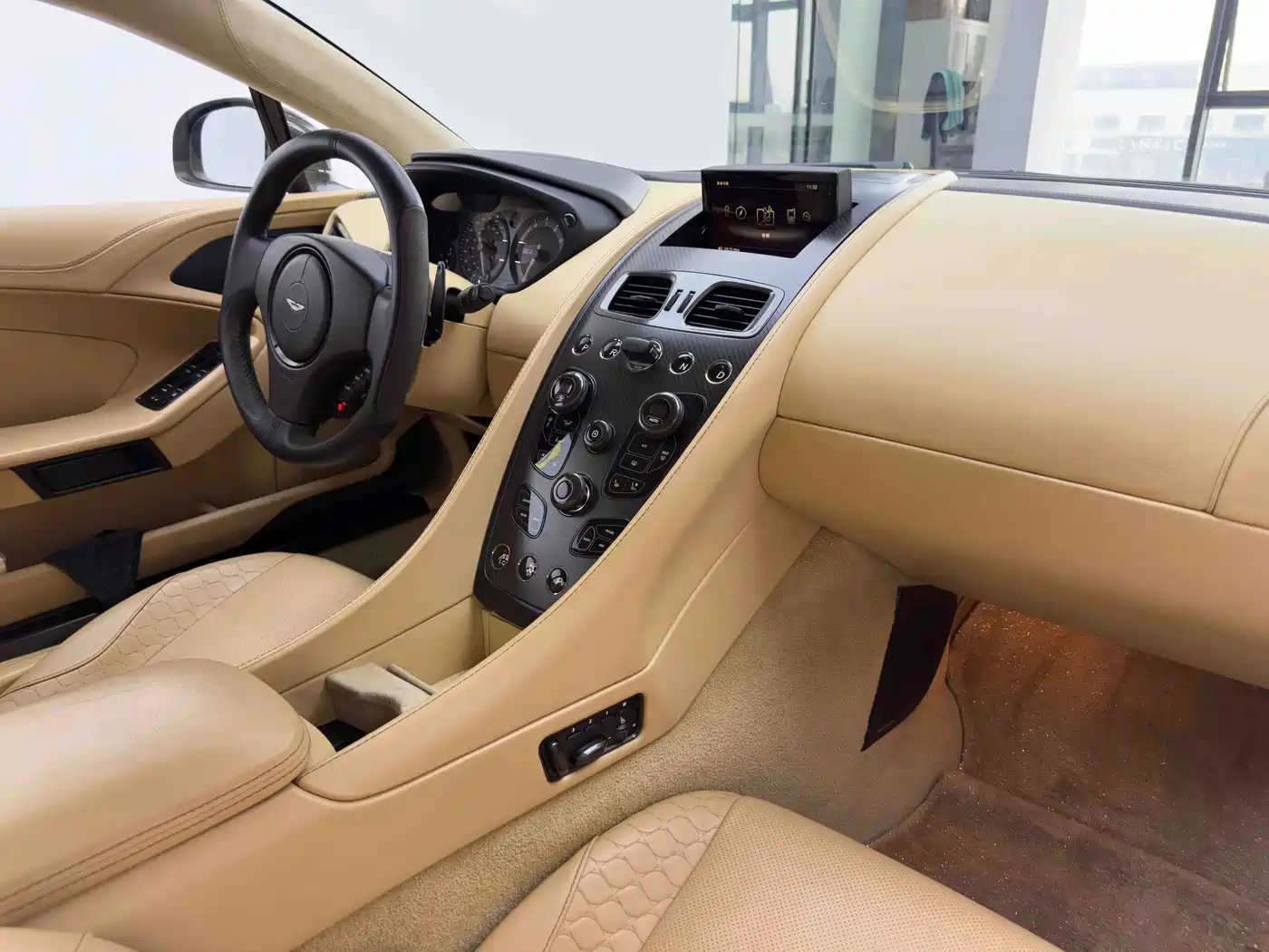 Aston Martin Vanquish 2018 2013 6.0L Standard