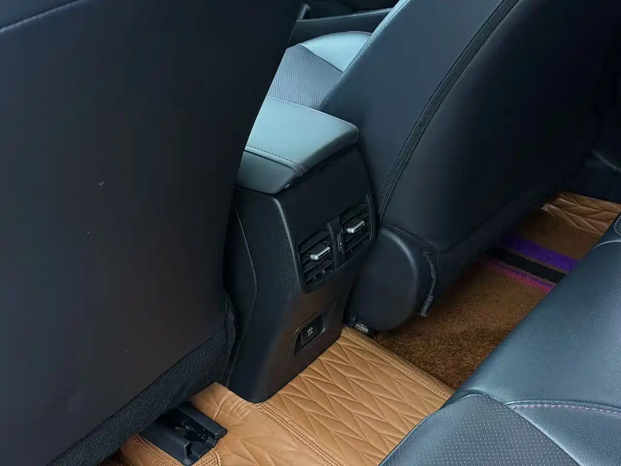 Toyota Levin 2021 185T CVT Sport Edition фото 13