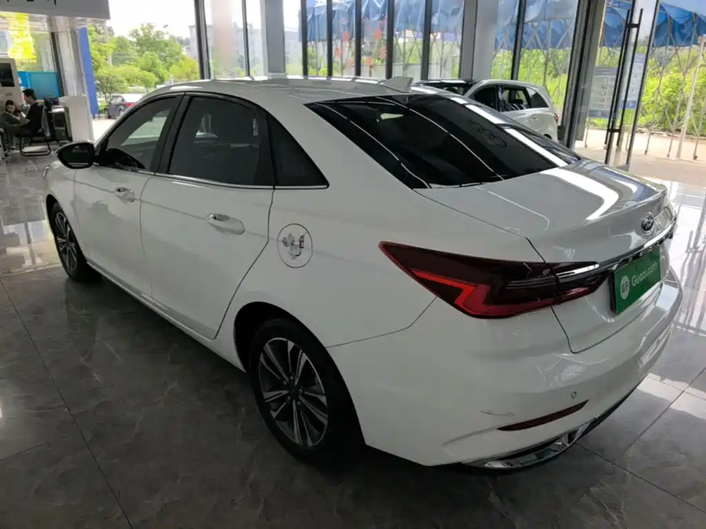 2022 Ford Escort