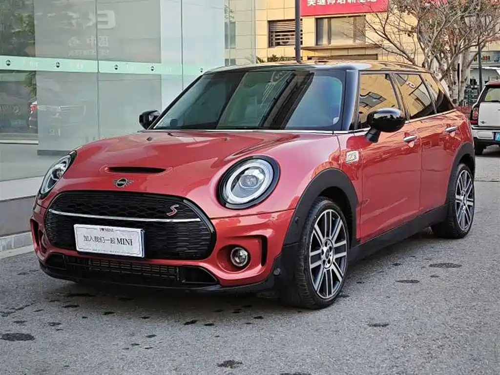 MINI CLUBMAN