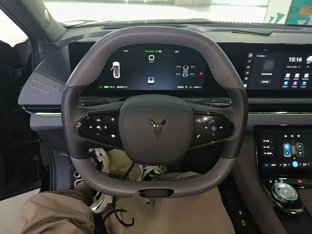 Voyah Auto VOYAH Zhuiguang 2024 2024 PHEV AWD Ultra Long Range Flagship
