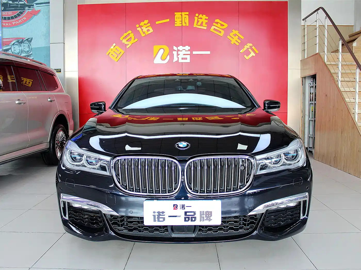 BMW 7 Series 2018 750Li xDrive M Sport Package фото 2