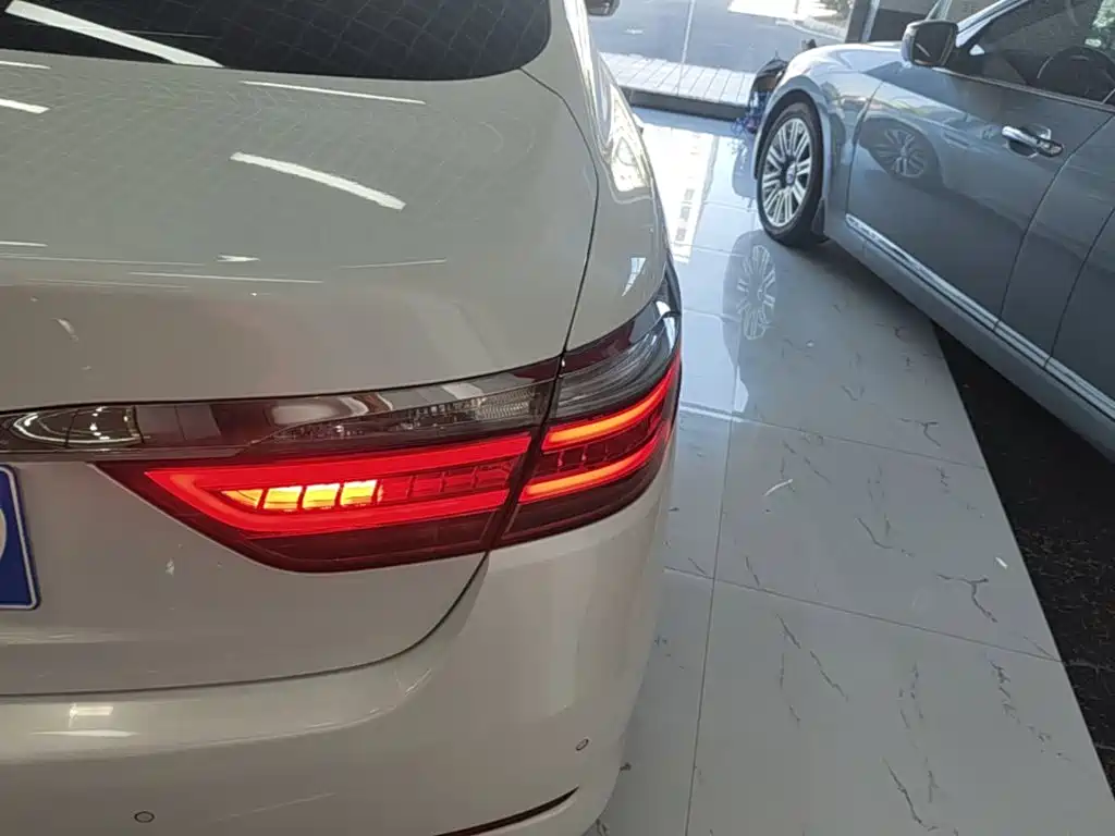 Kia K9 2017 2015 Model 3.8L Luxury Edition