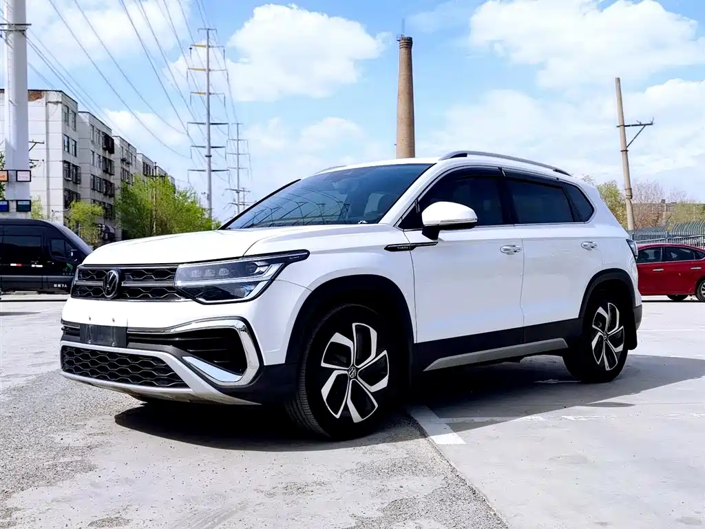 Volkswagen Tharu 2023 300TSI 2WD Full Moon Edition