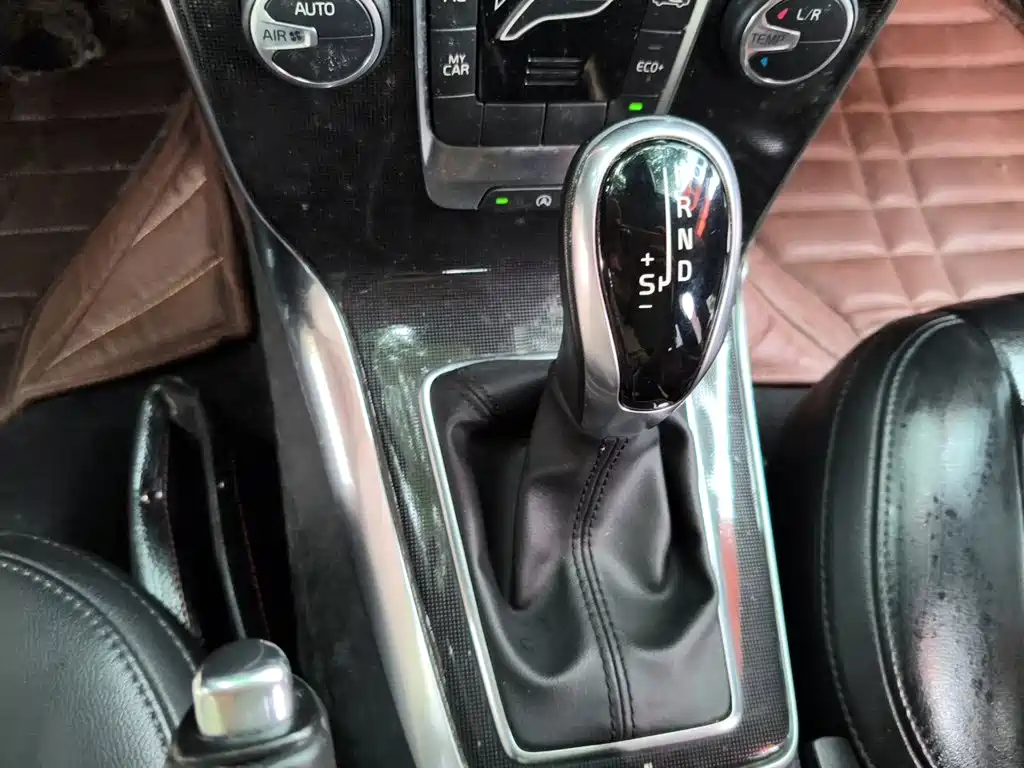 Volvo V40 2017 2017 T3 Inscription