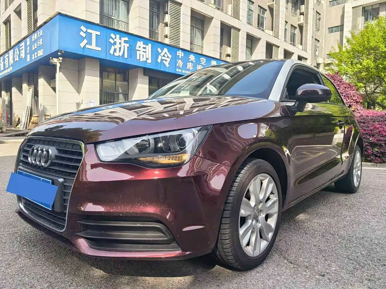 Фото 1 - Audi A1