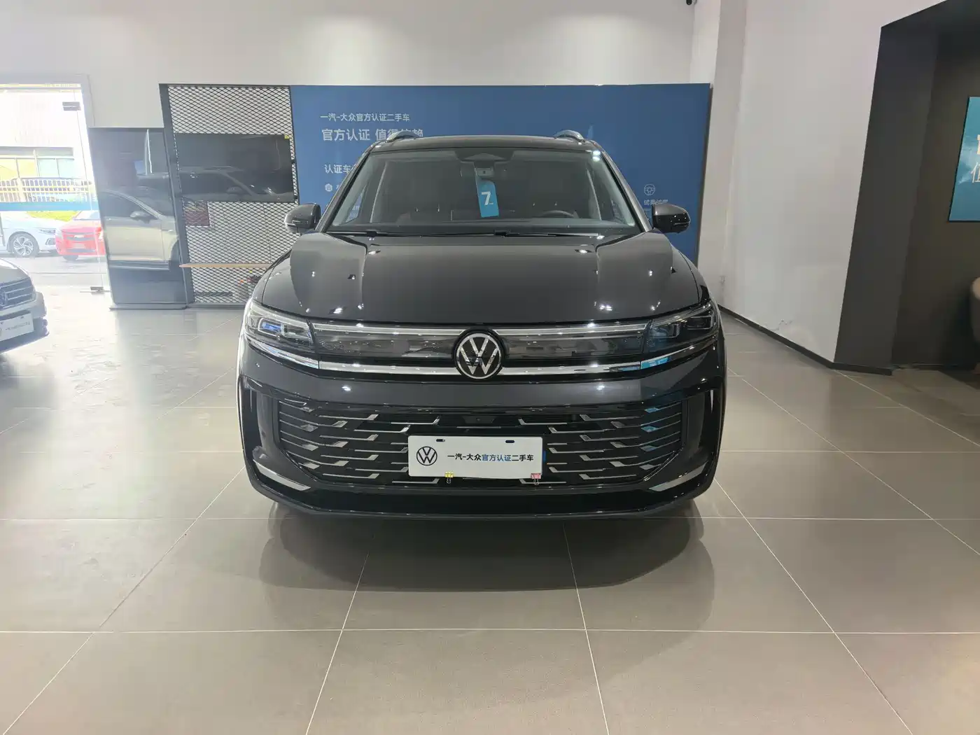 Volkswagen Talagon 2025 Model 450TSI AWD Premium 6-Seater фото 2