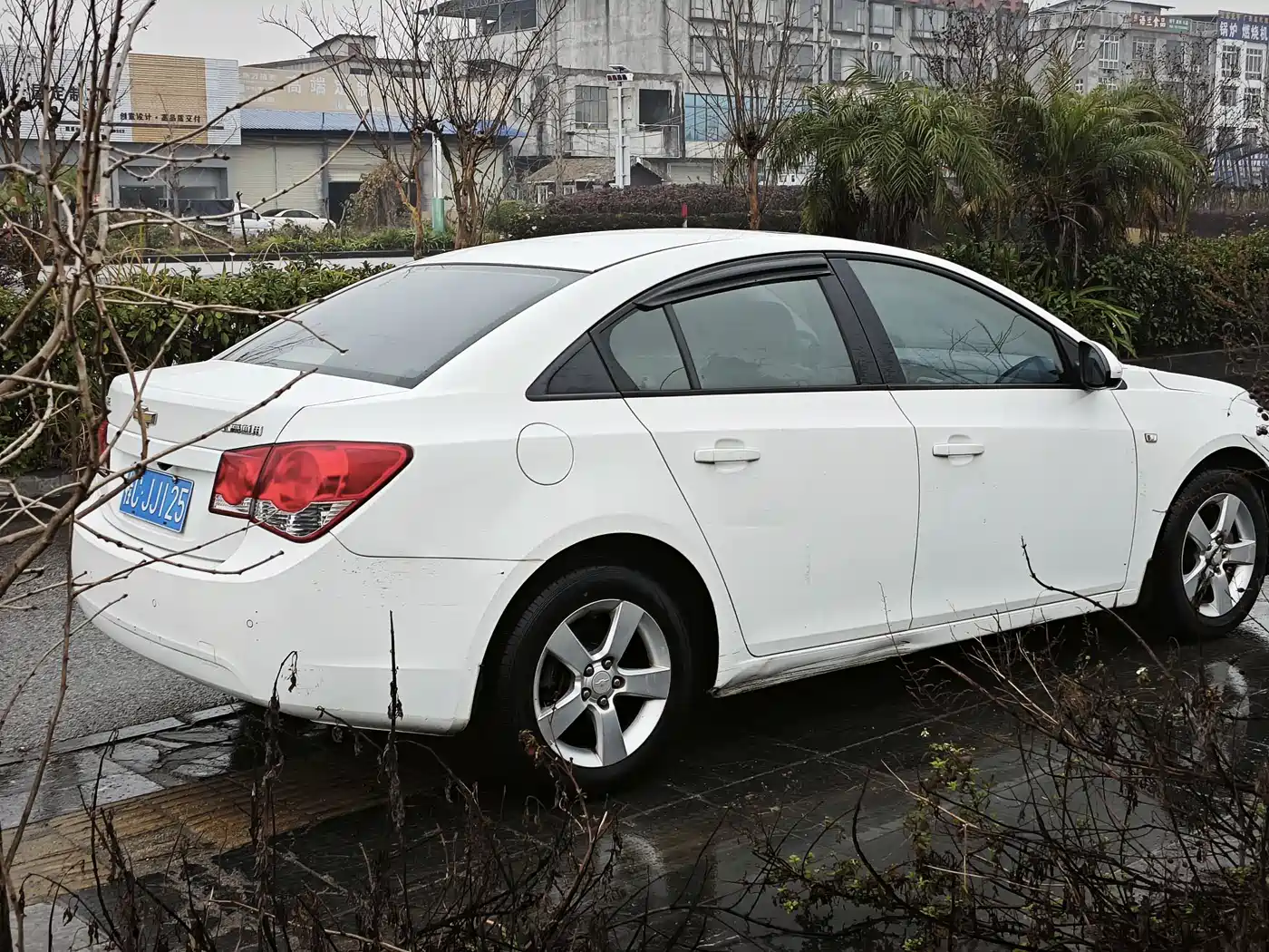 Chevrolet Cruze 2012 1.6L SE MT фото 5