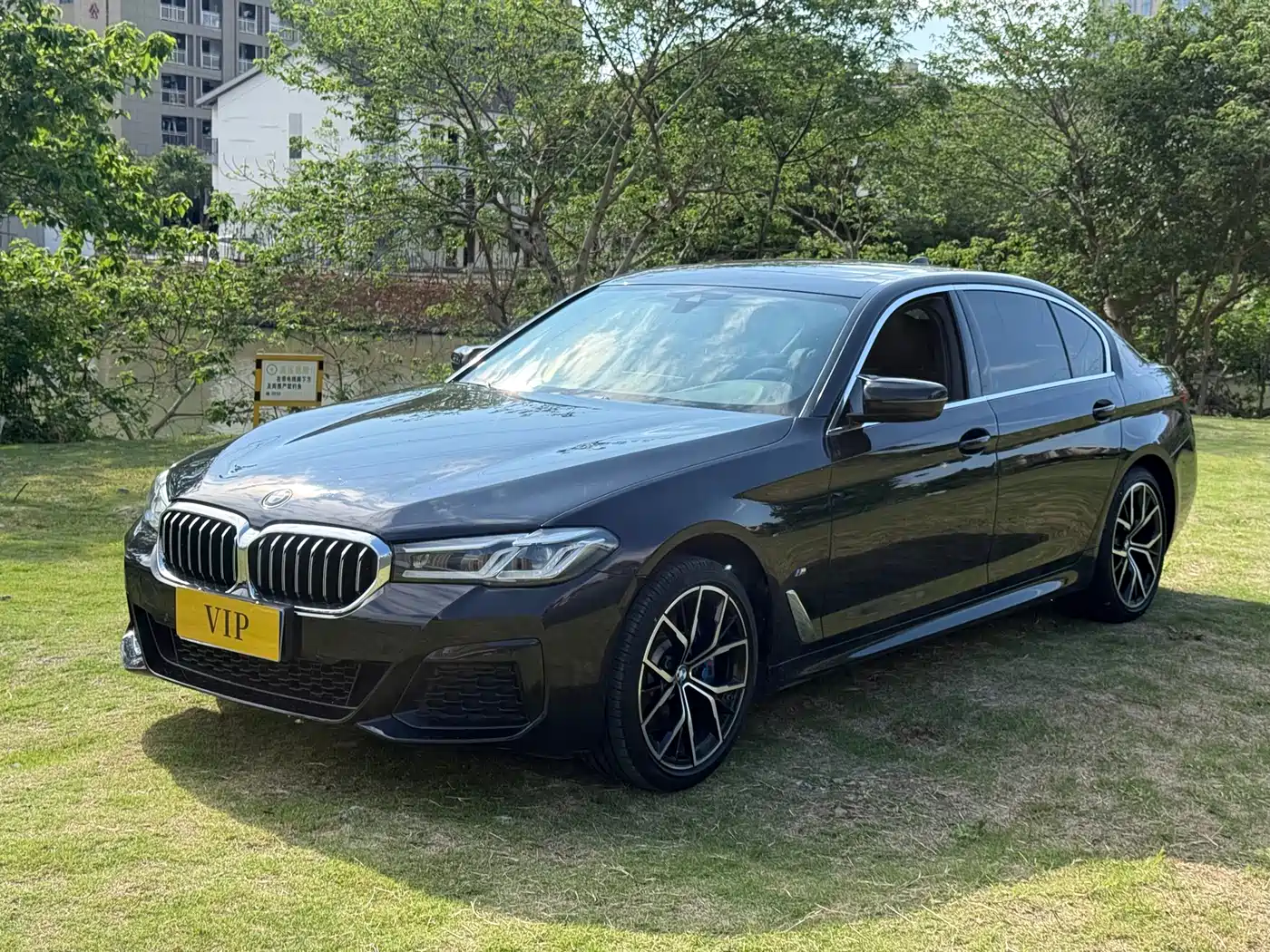 BMW 5 Series 2021 530Li Leading M Sport Package