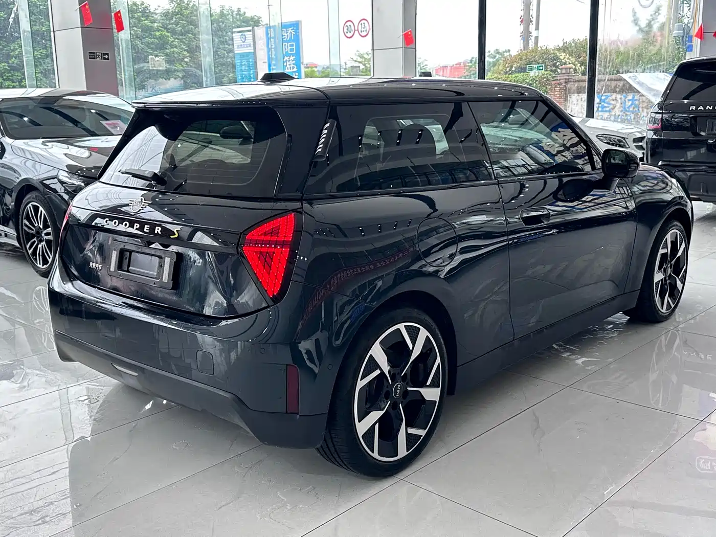 MINI ELECTRIC  COOPER