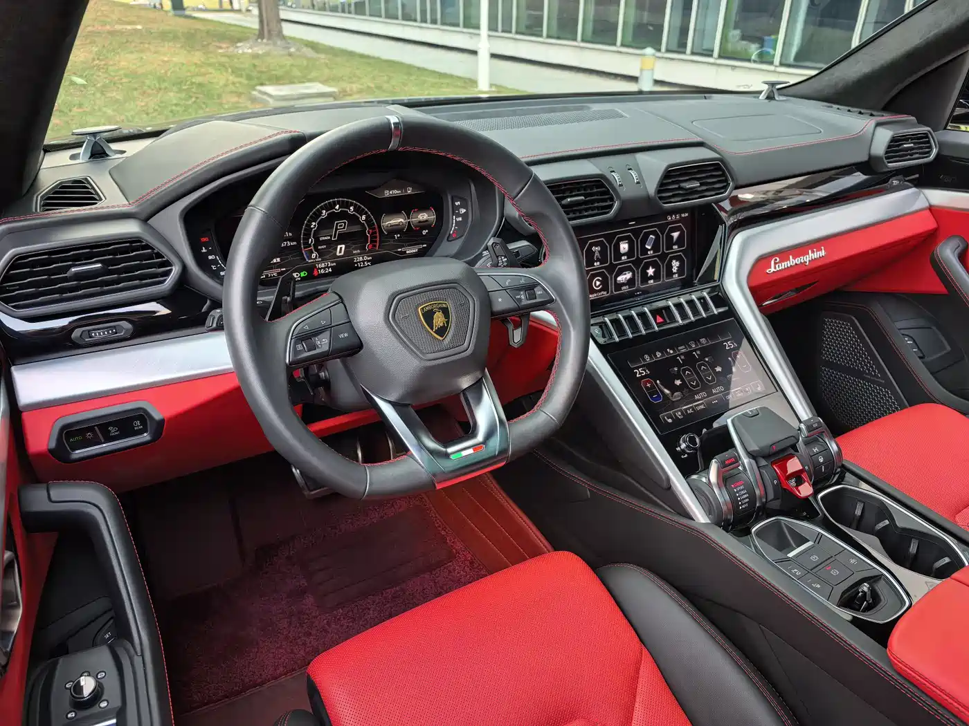Lamborghini Urus 2021 4.0T V8 фото 18