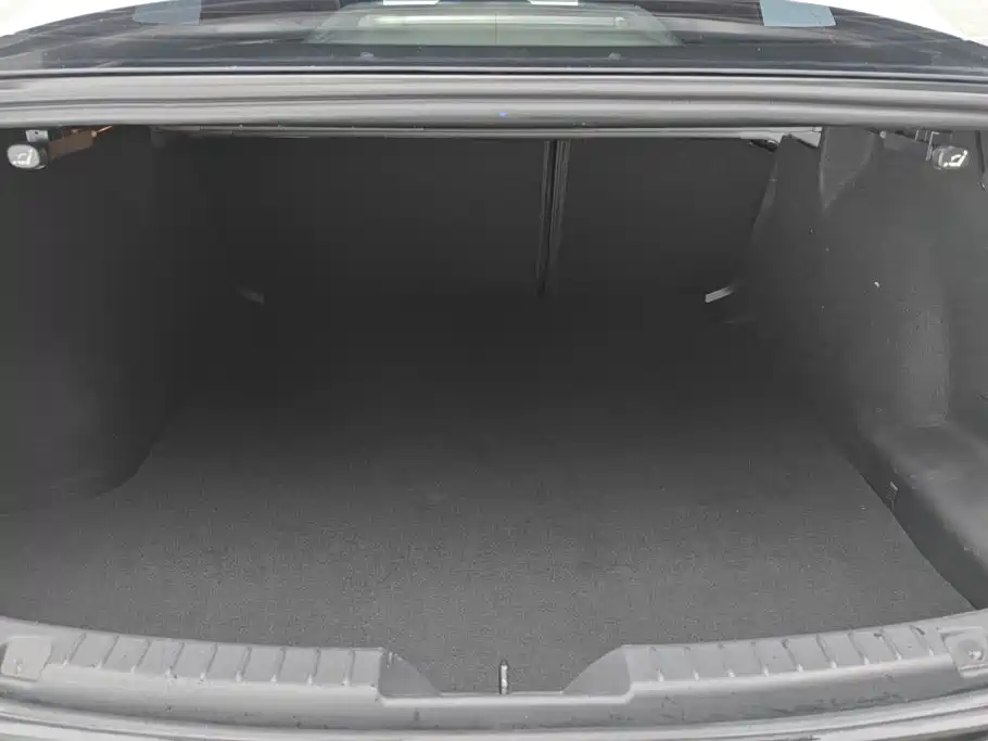 Mazda Mazda3 Axela 2024 2023 2.0L Automatic Premium Edition