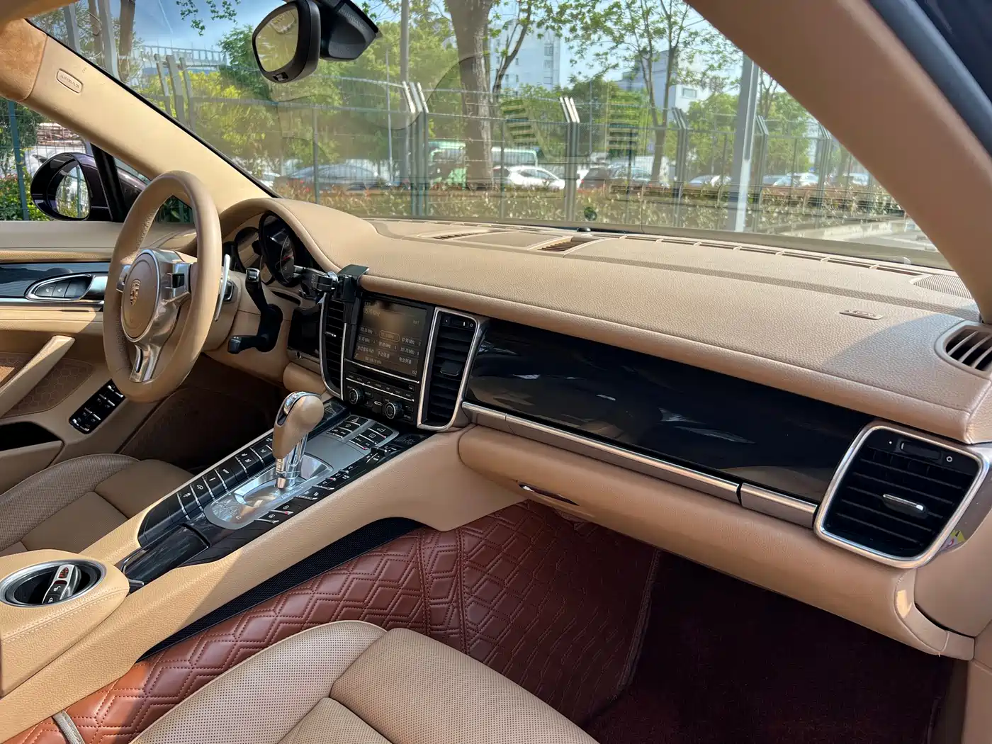 Porsche Panamera 2014 Panamera 4 Executive 3.0T фото 11