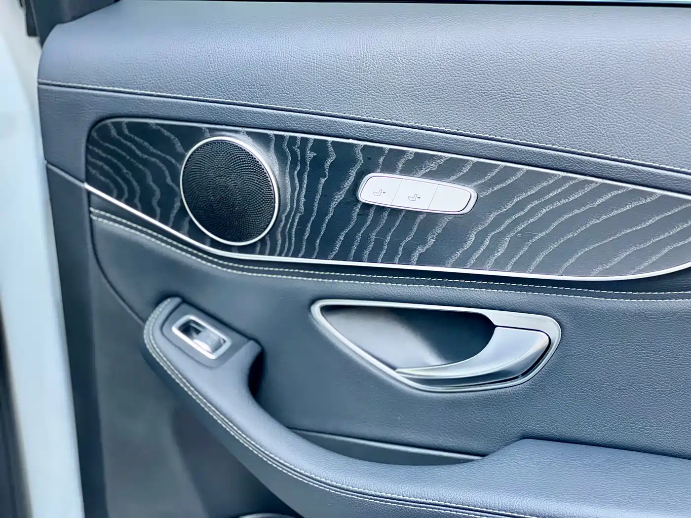 Mercedes-Benz C-Class 2017 Facelift C 200 L Sport Edition фото 24