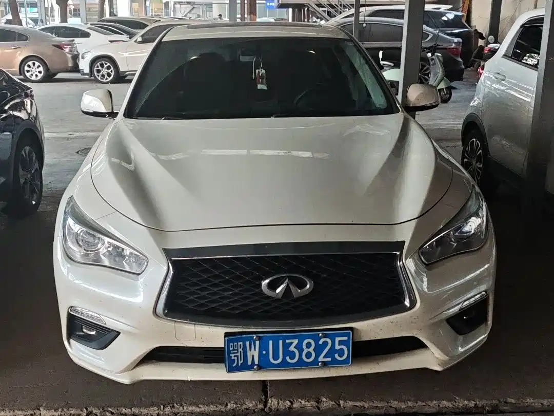 Photo 1 - Infiniti Q50L