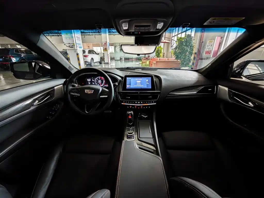 Cadillac CT5 2023 28T Platinum Style фото 22