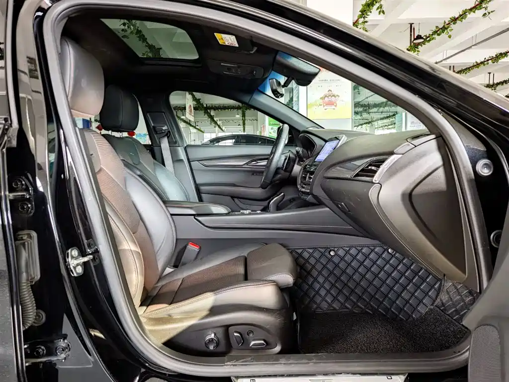 Cadillac CT5 2023 28T Platinum Style фото 26