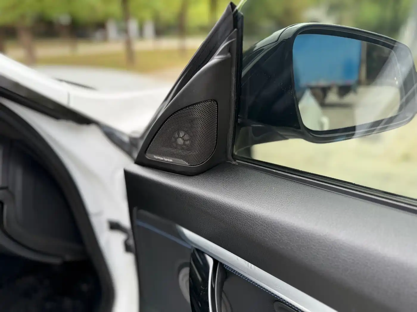 BMW 3 Series GT 2019 320i M Sport Model фото 10