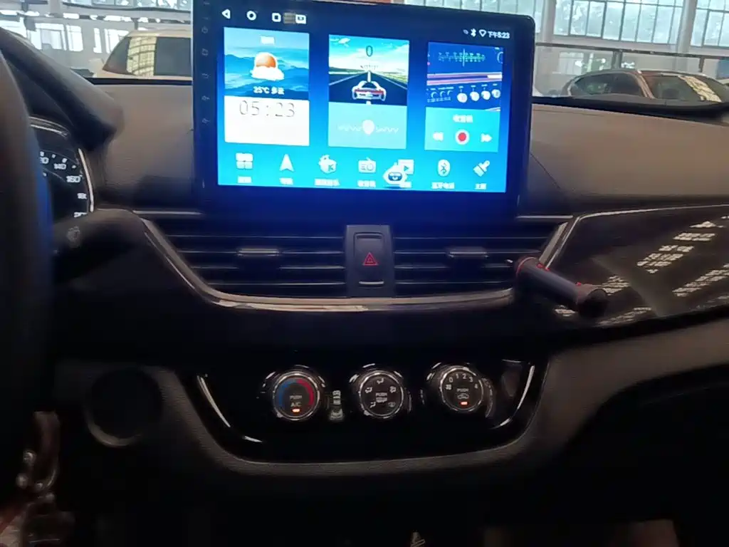 Baojun 310 2016 2016 1.2L Manual Luxury Type