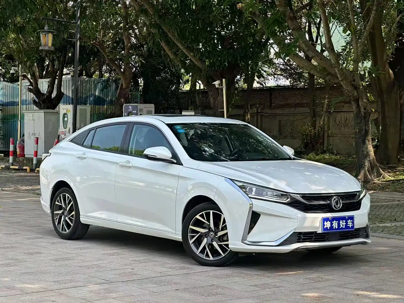 Dongfeng Aeolus Yixuan 2019 2020 230T Automatic Dazzle Edition