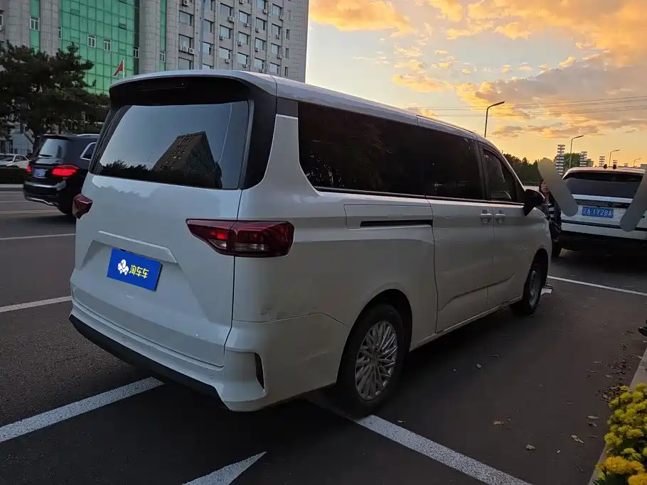 BAW Ruisheng Ace M7 2024 2023 2.0L Automatic Long Wheelbase Business 9-Seater